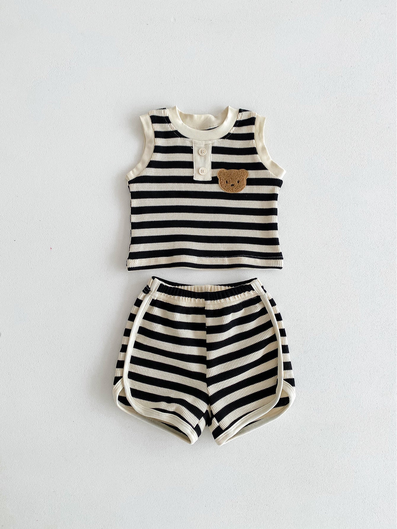 Nova Beach Bear - Streepjes T-Shirt & Korte Broek